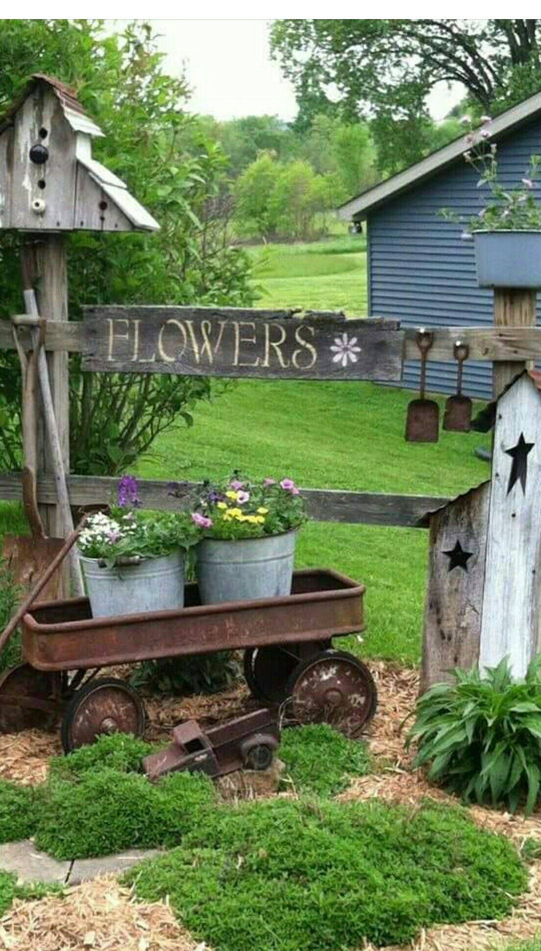 Small Primitive Garden Pictures
