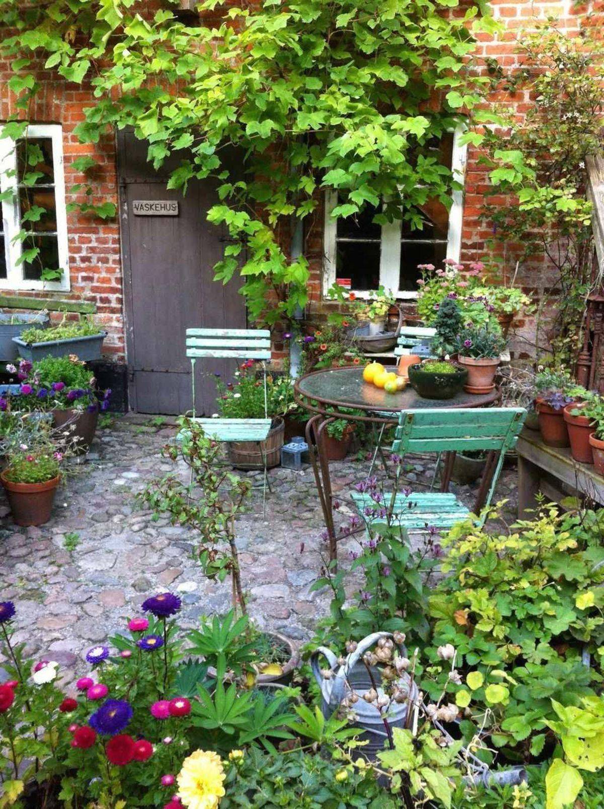 Lovely Cottage Garden Design Ideas