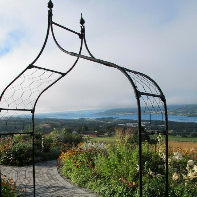 Gothic Steel Garden Arch