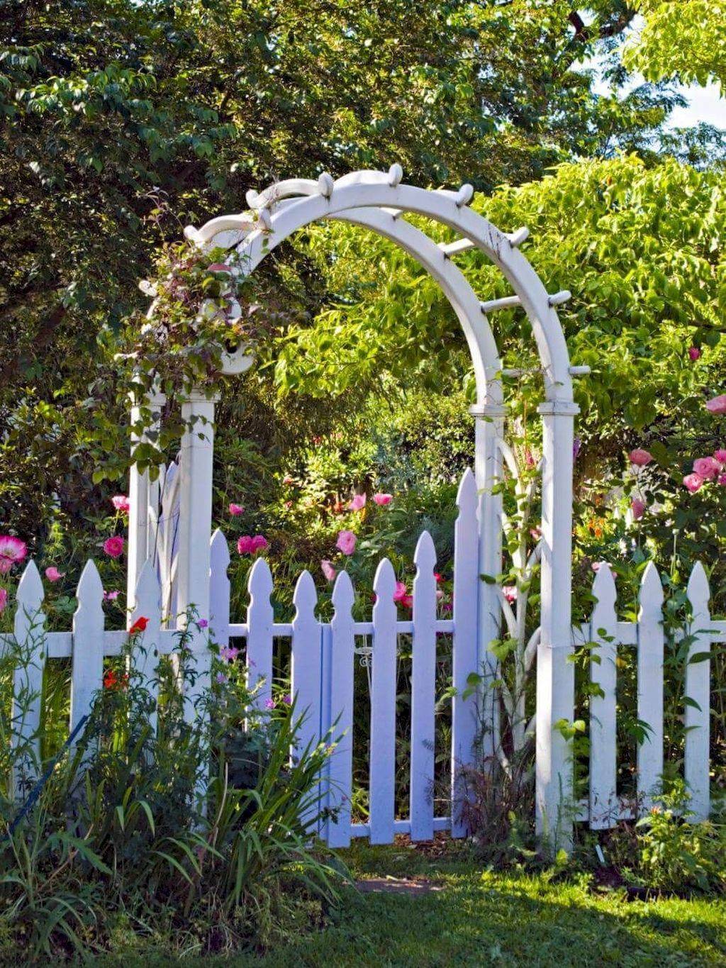 Bradford Garden Arbor Steel