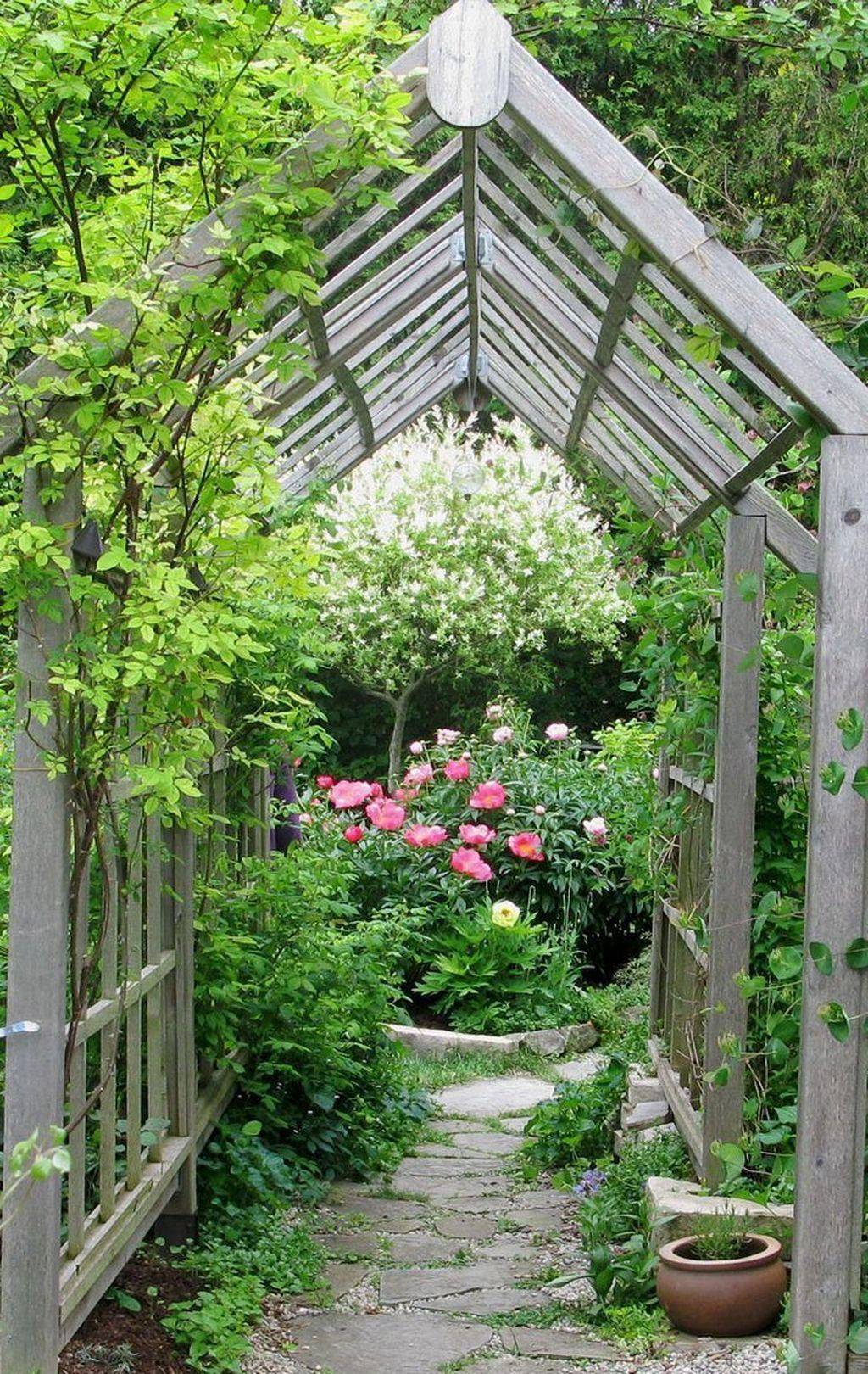 Gorgeous Walkway Dream Garden