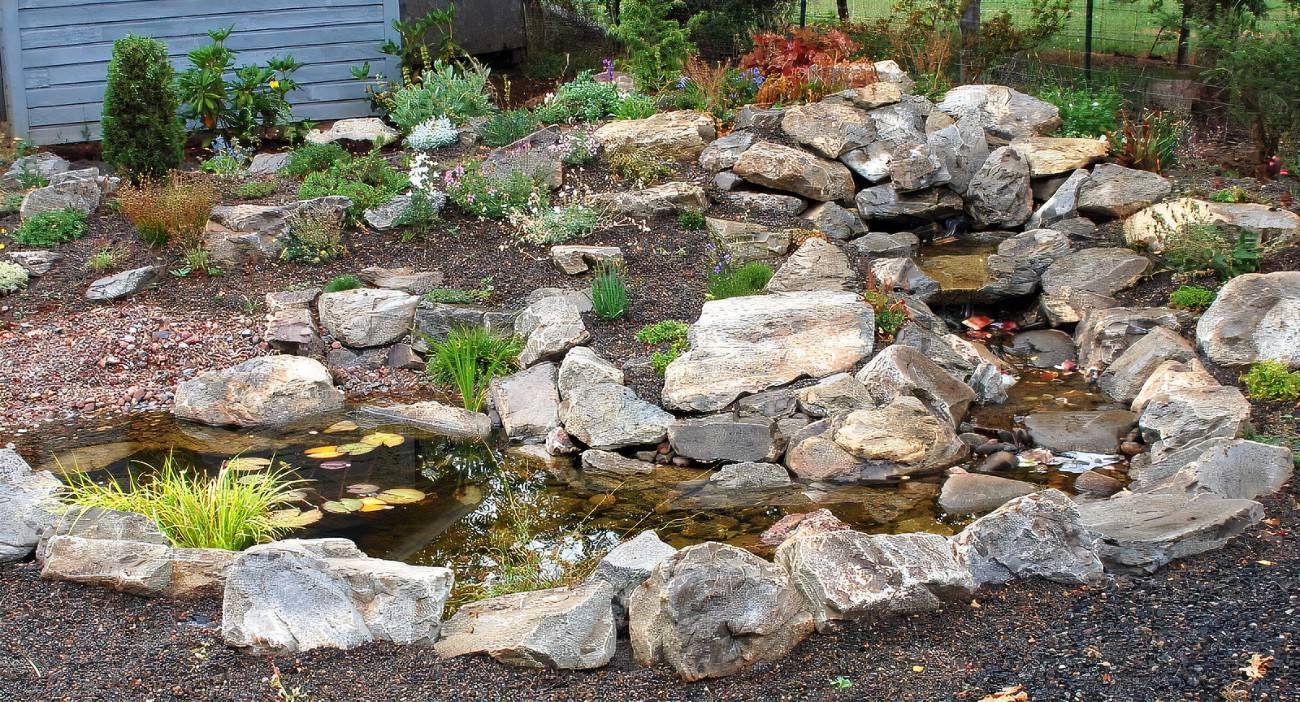 Fabulous Front Yard Rock Garden Ideas