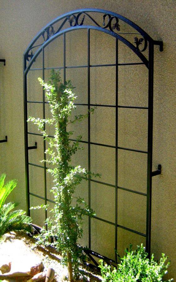 Wrought Iron Garden Trellis Outdoor Decorations