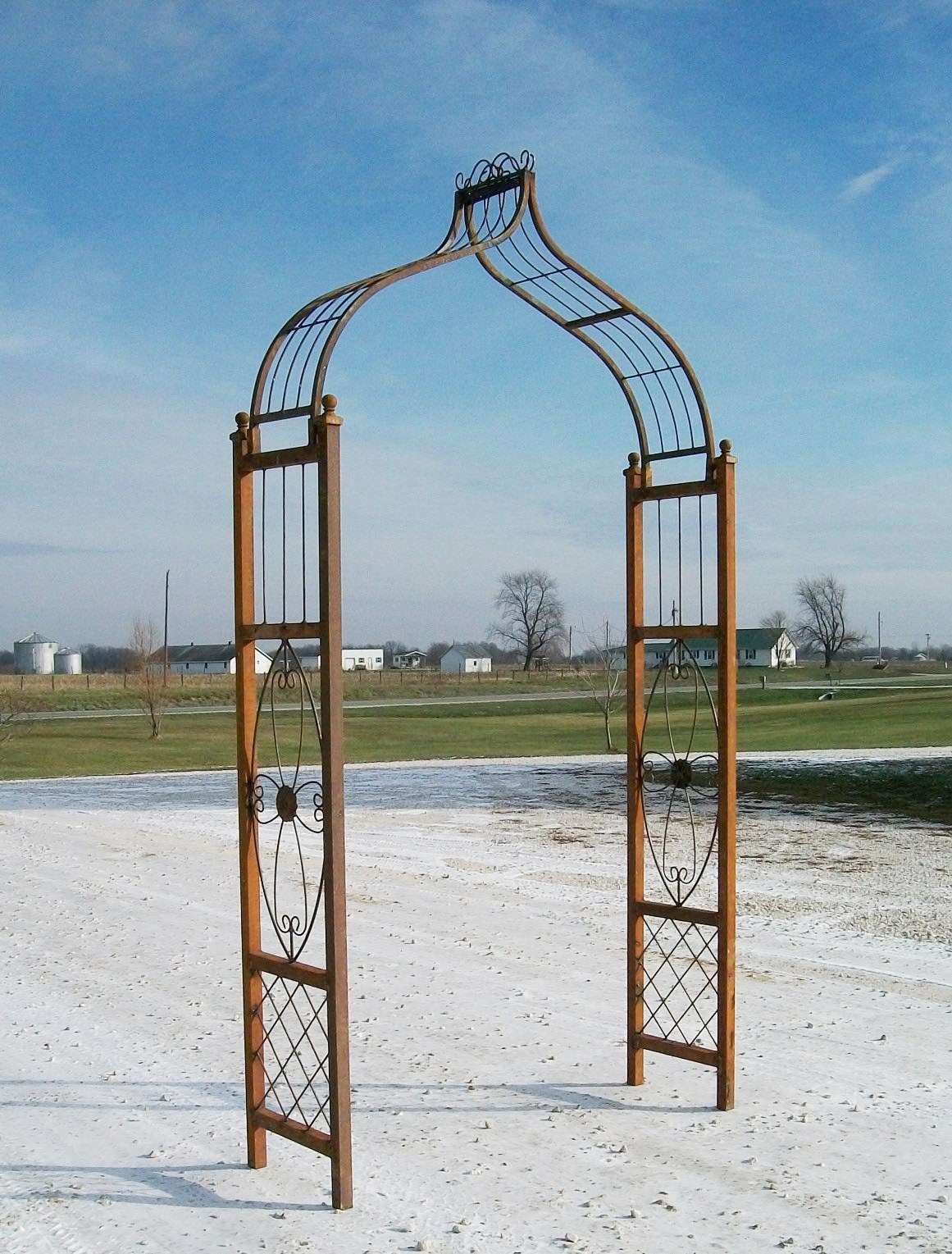 China High Quality Wrought Iron Garden Arch
