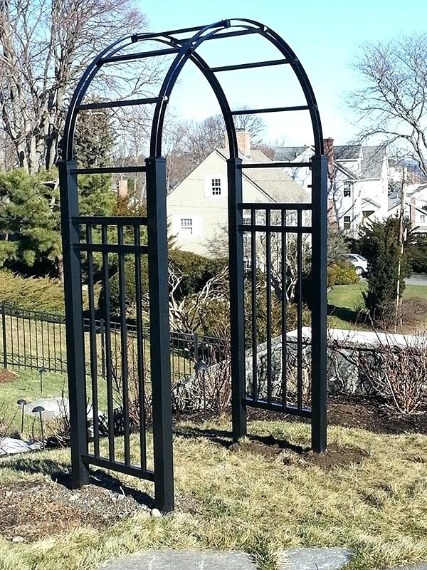 Wrought Iron Medallion Flower Arbor Garden Arch