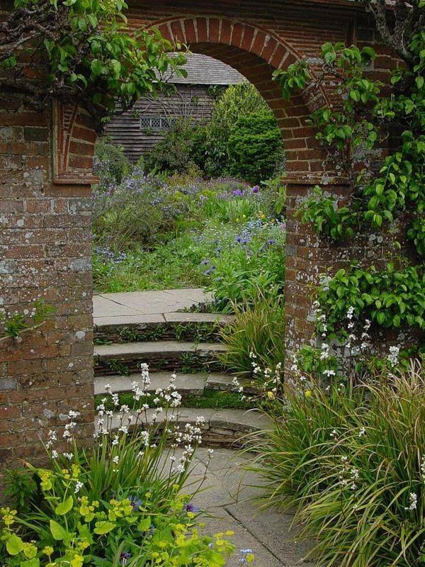 Best Small English Garden Ideas