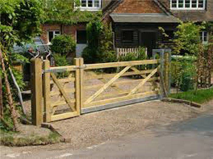 Awesome Driveway Gate Designs