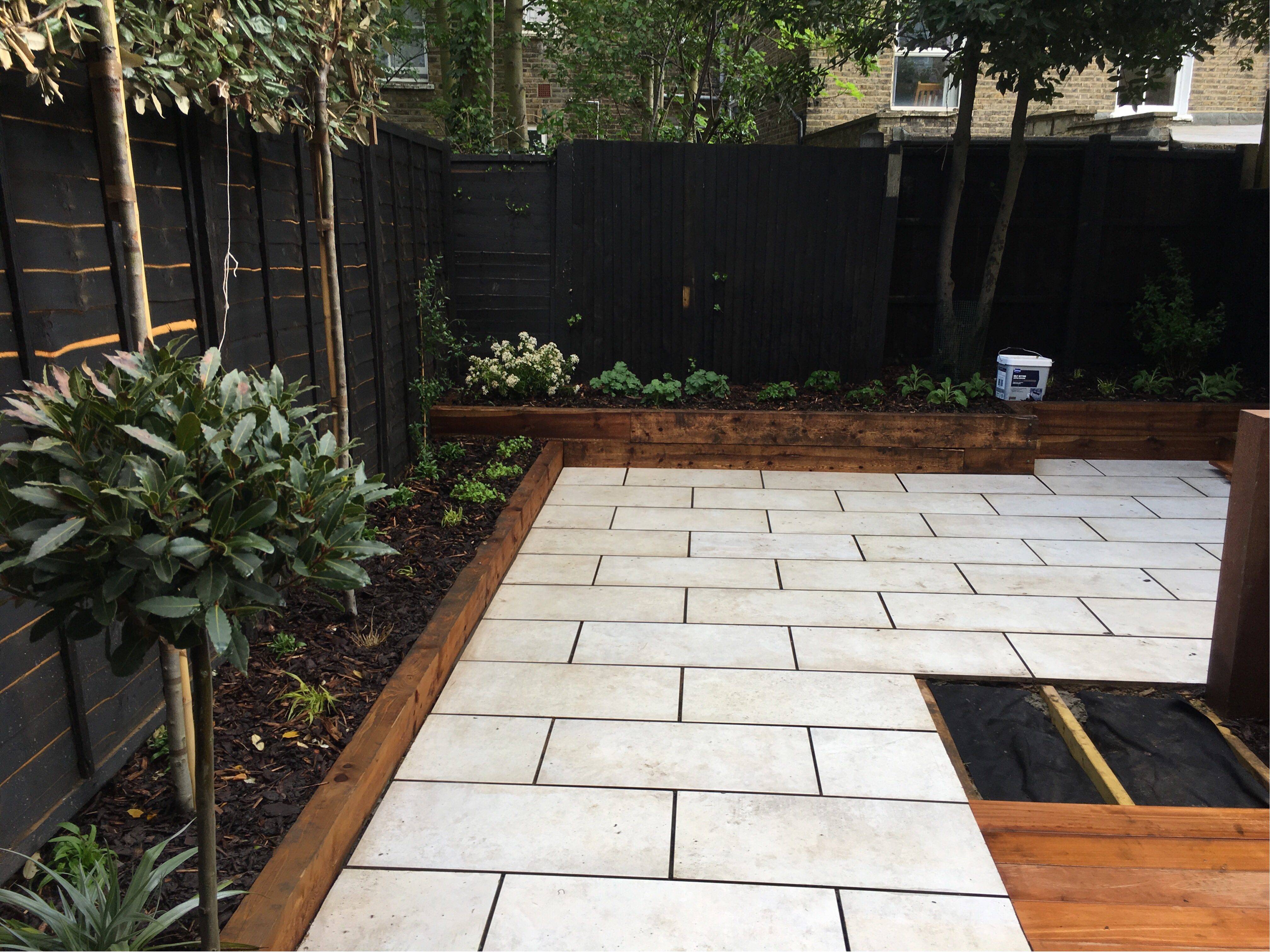 Narrow Garden Idea Garden Paving