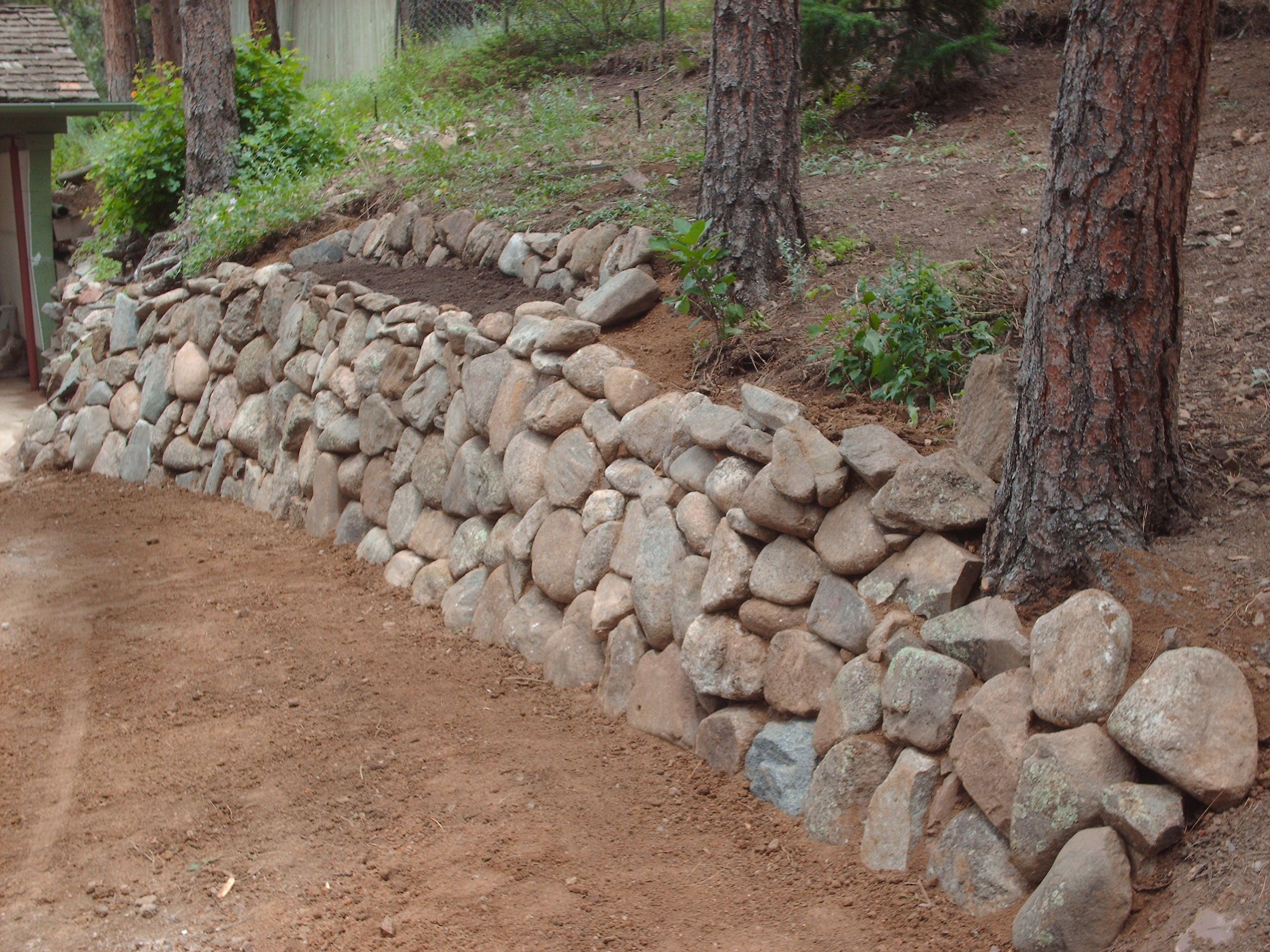 Pretty Wall Dry Stack Stone