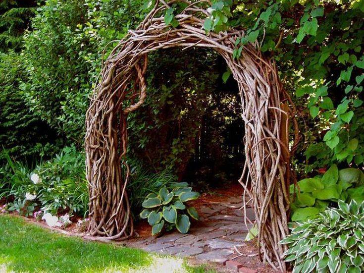 Gorgeous Creative Metal Garden Gates Ideas