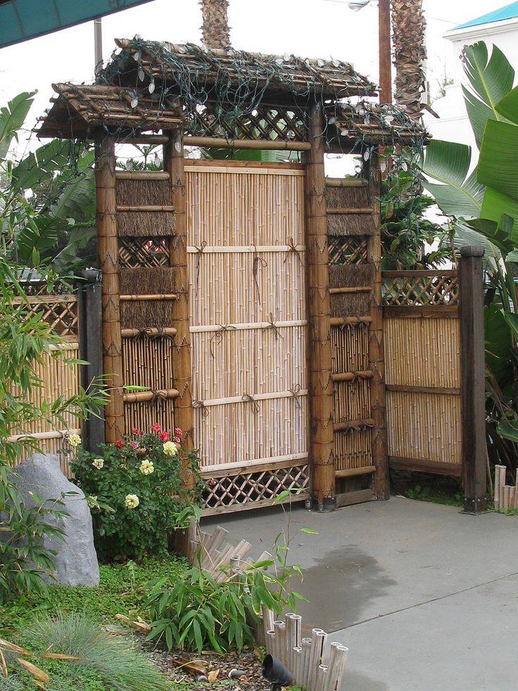 Bamboo Garden Gate Thuja Wood Art