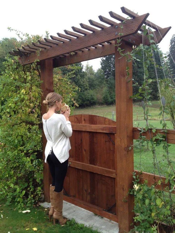 Inspiring Rustic Garden Gates Design