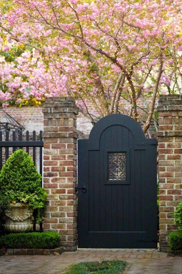 Best Painting Windows Doors Gates Courtyards Ideas
