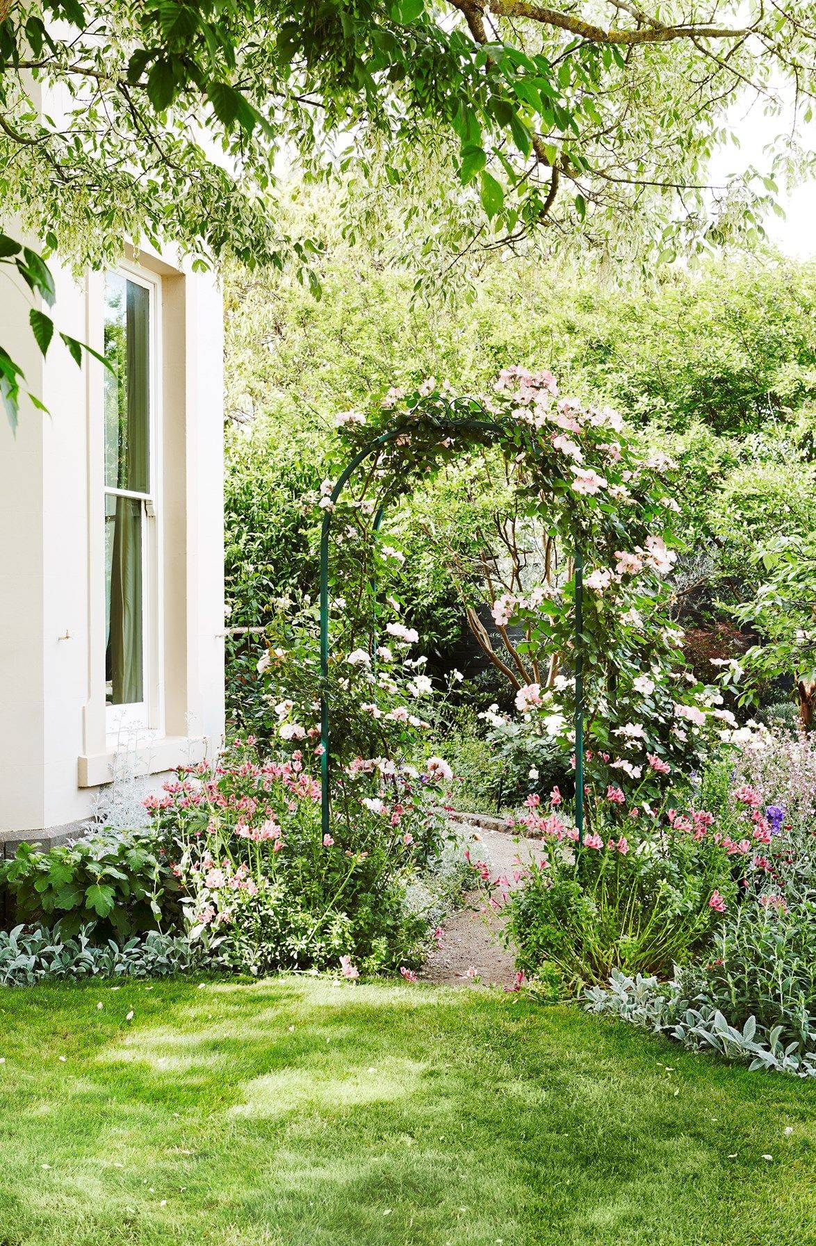 Stunning Creative Diy Garden Archway Design Ideas