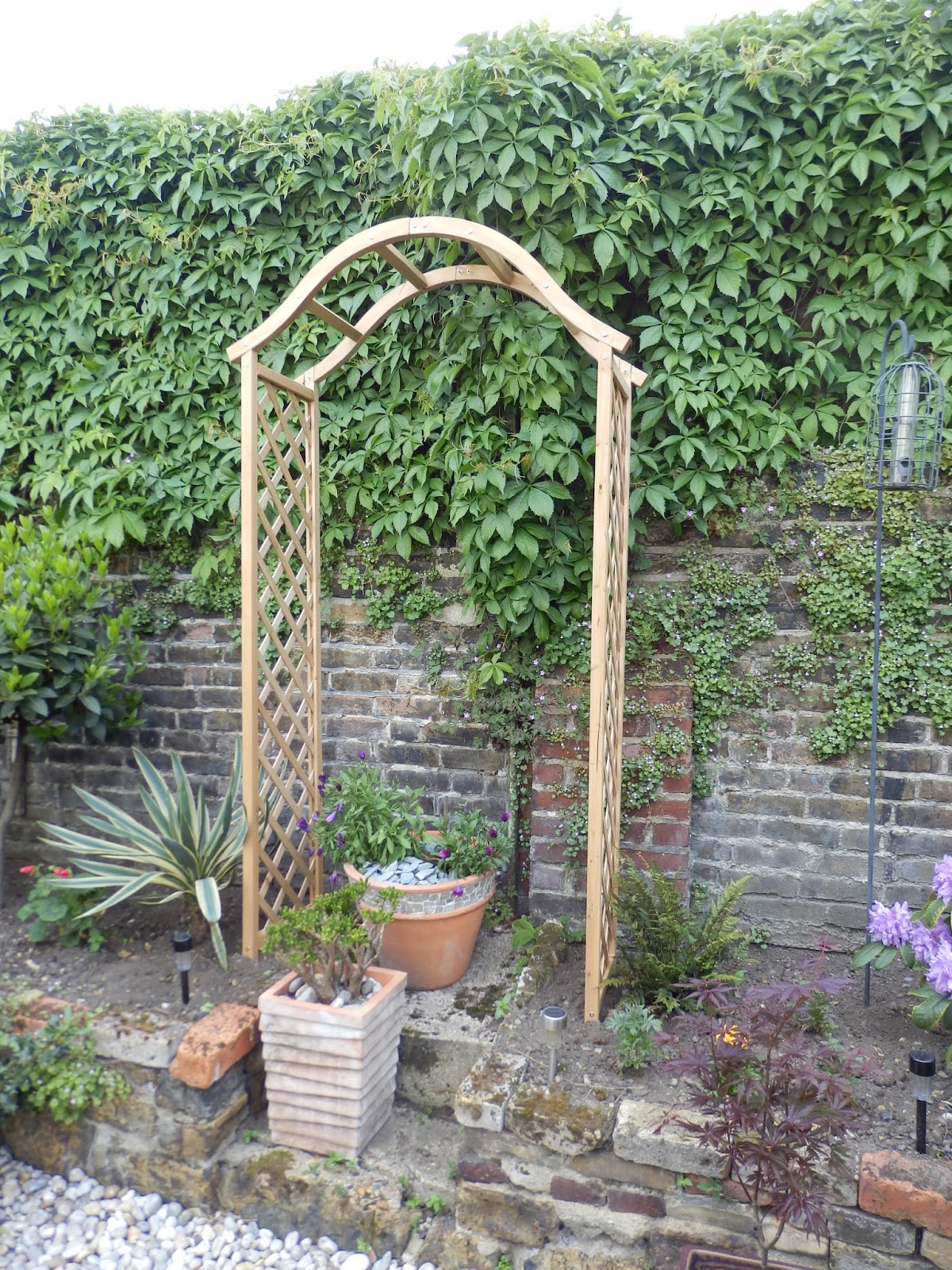 Stunning Creative Diy Garden Archway Design Ideas