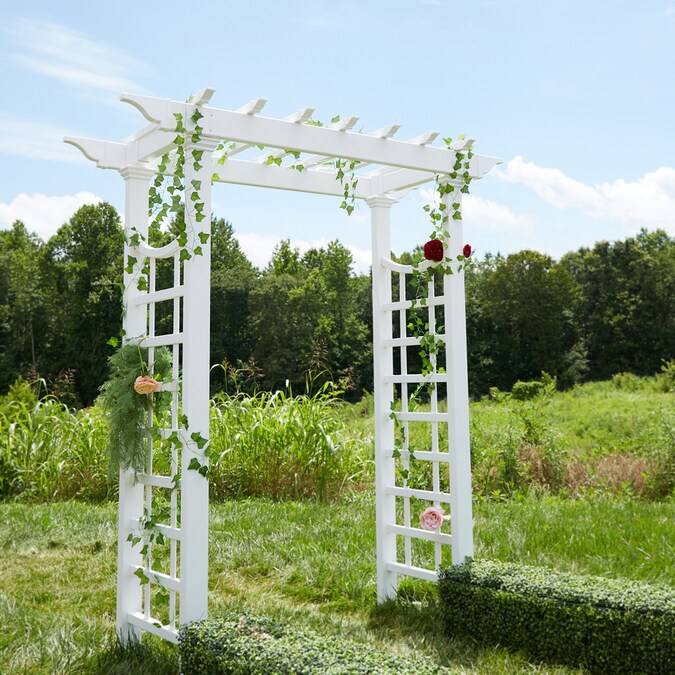 Small Backyard Fence Ideas