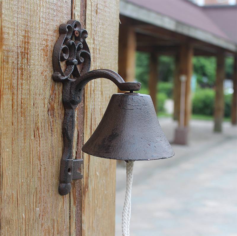 Cast Iron Welcome Dinner Bell Large Big Wall Mounted Dark Green Metal