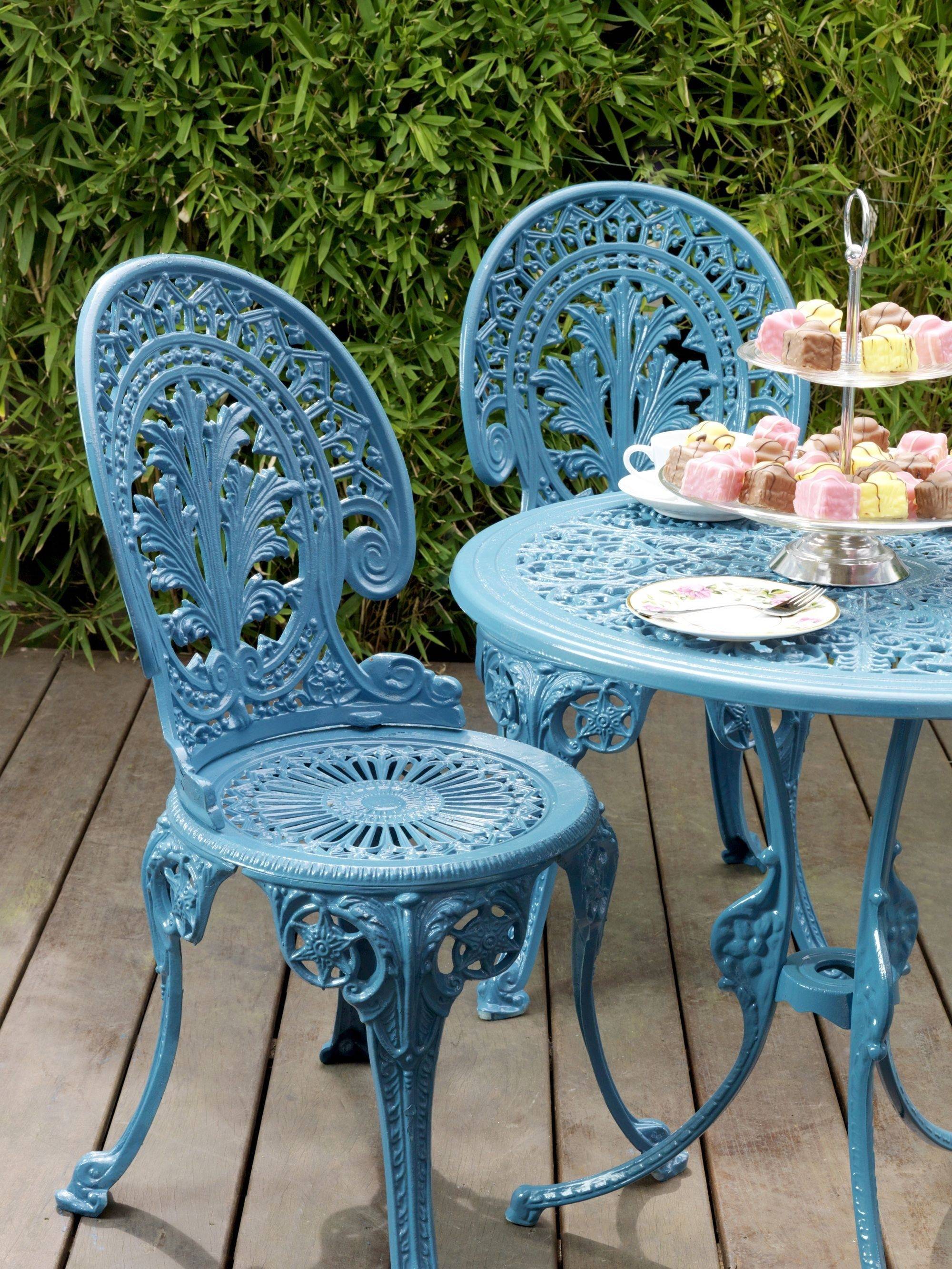 Victorian Style Garden Furniture Image