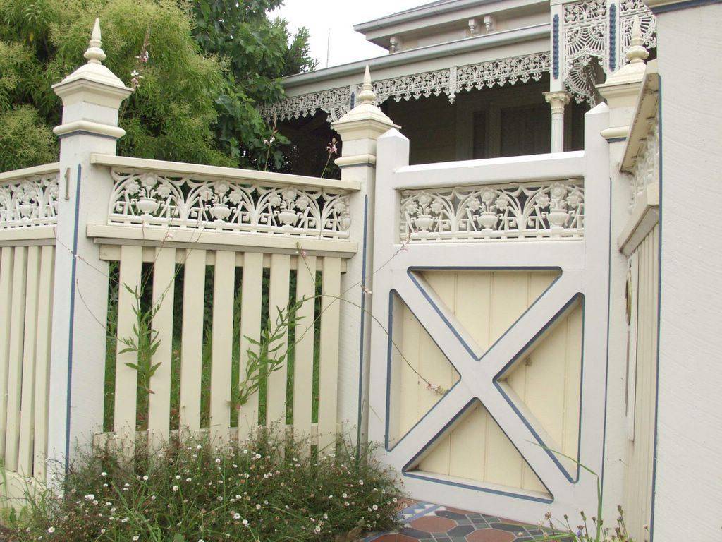 Victorian Garden Fence Heavy Antique Style Old English Lawn Edging