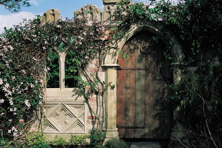 Beauty Gothic Garden Design Ideas Page