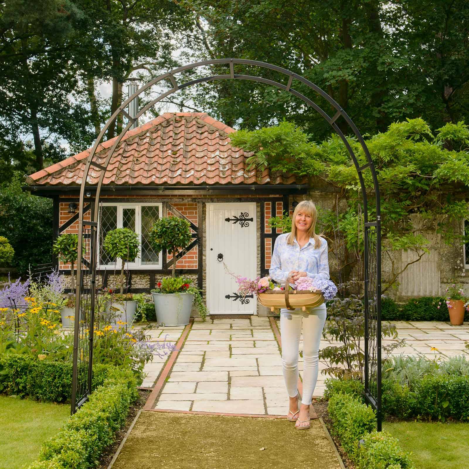 Ogee Half Lattice Arch Garden Arches