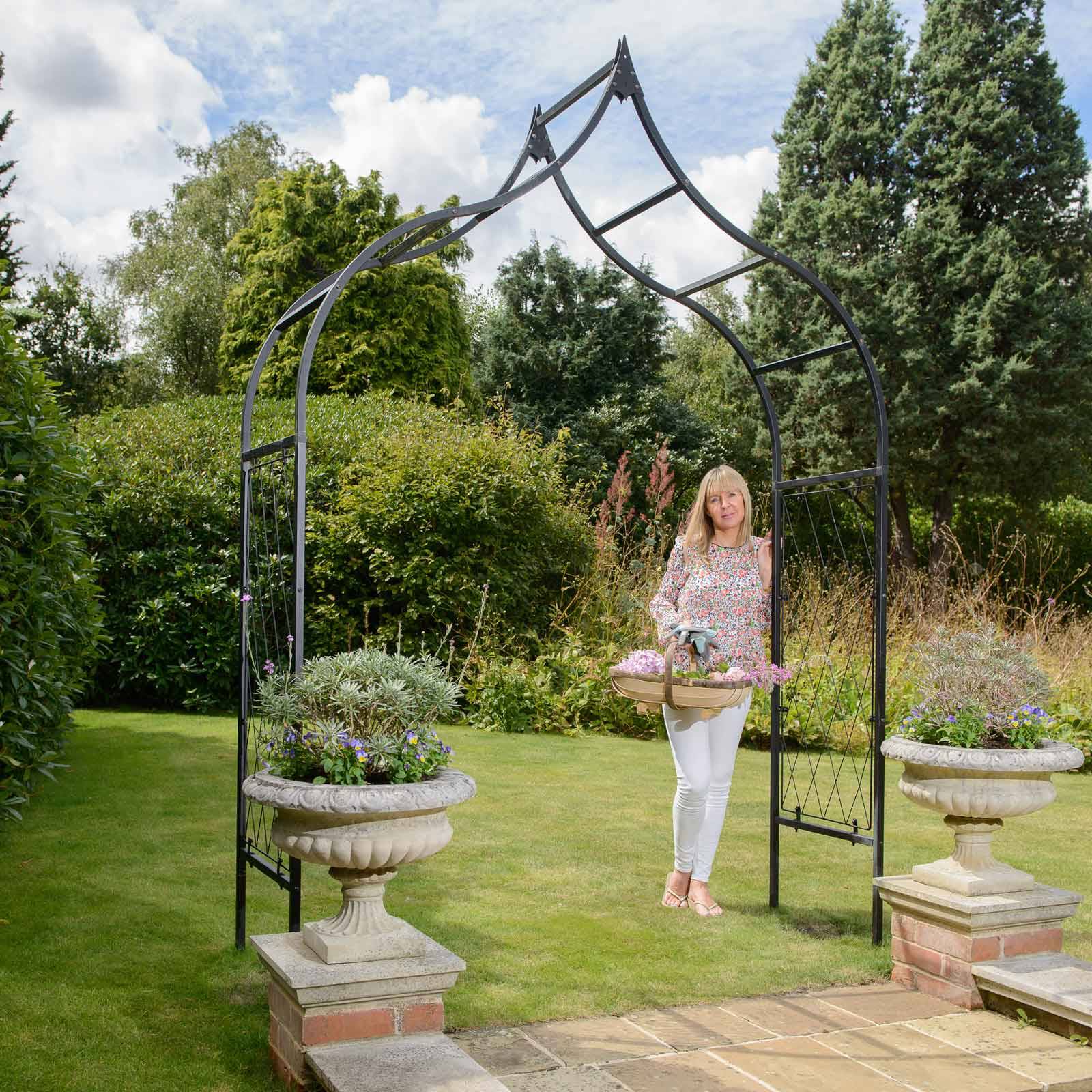 Standard Garden Arch Half Lattice Harrod Horticultural