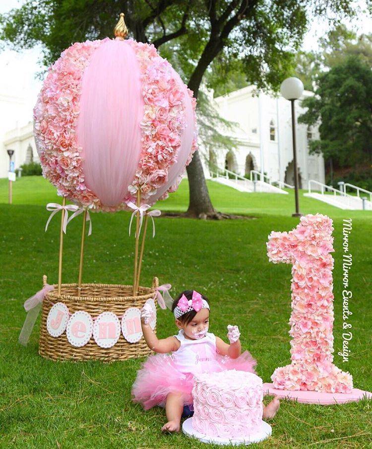 Adorable Baby Girl St Birthday Photoshoot Ideas