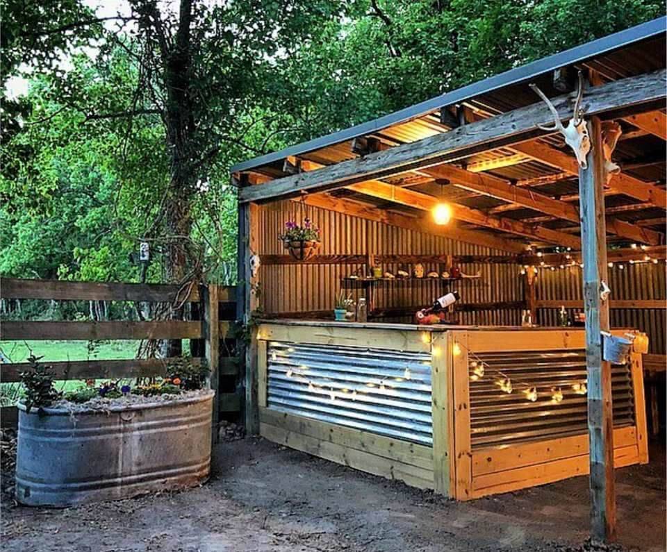 Creative Outdoor Wet Bar Design Ideas
