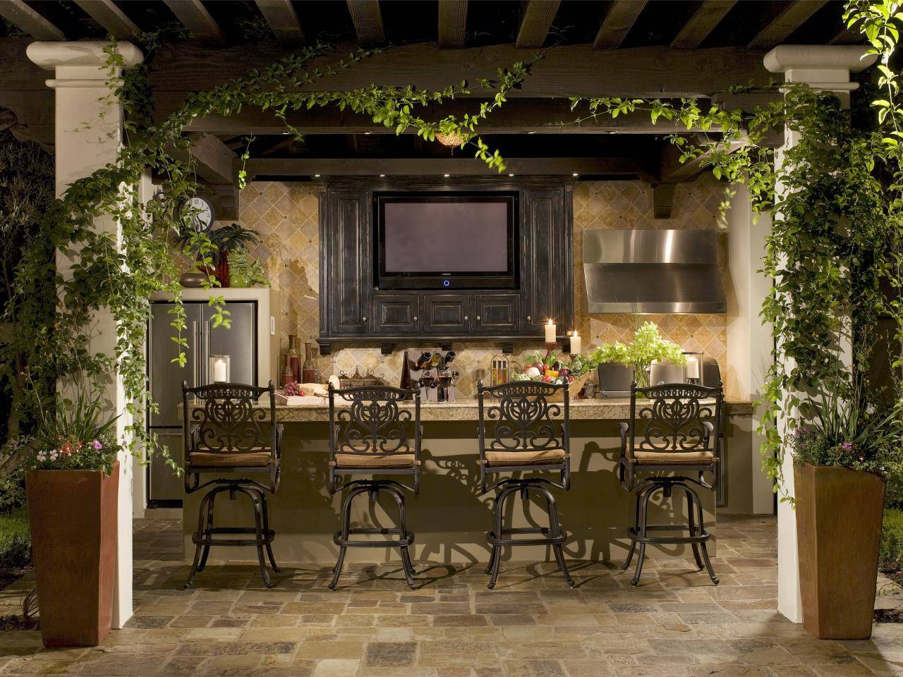 Creative Outdoor Wet Bar Design Ideas