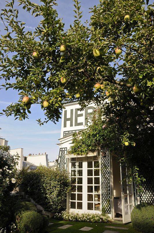 Londons Secret Gardens