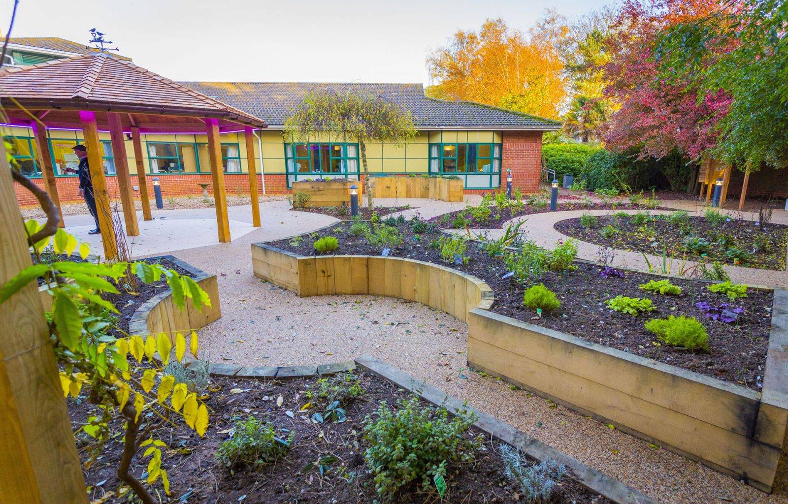 Cute And Simple School Garden Design Ideas