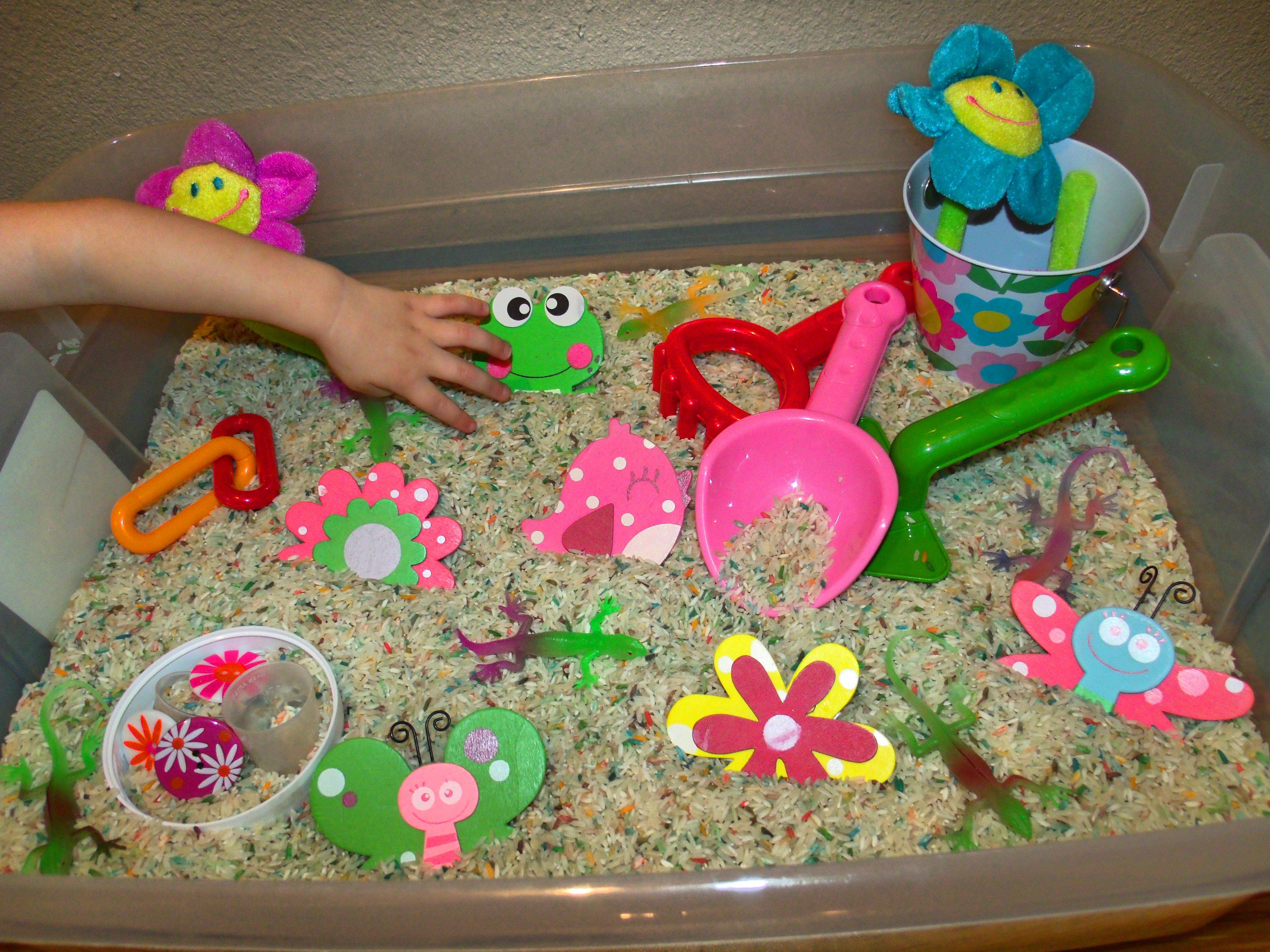 Garden Sensory Bin Sensory Bins