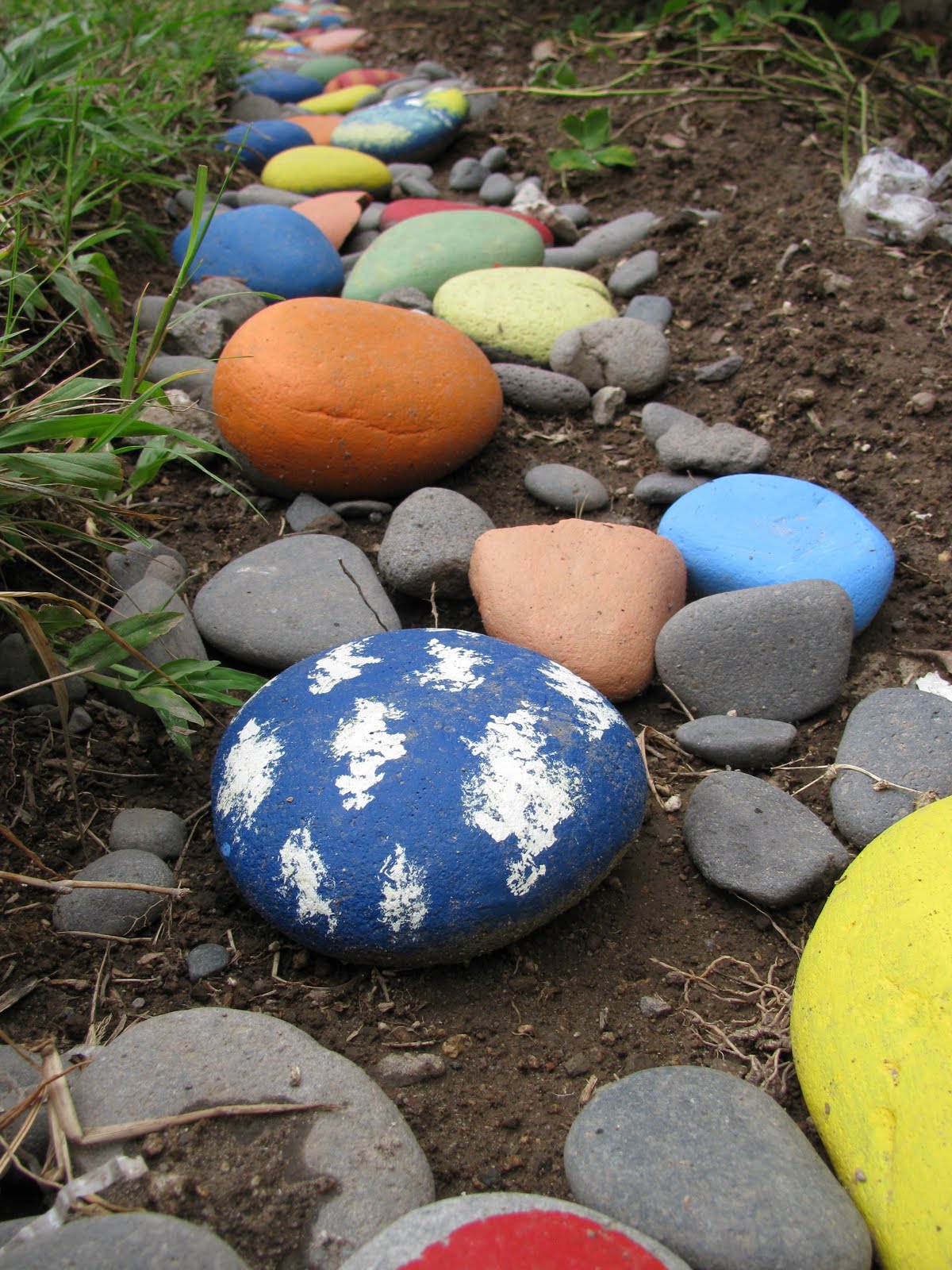 Horsham Special School Sensory Garden Learning Environments