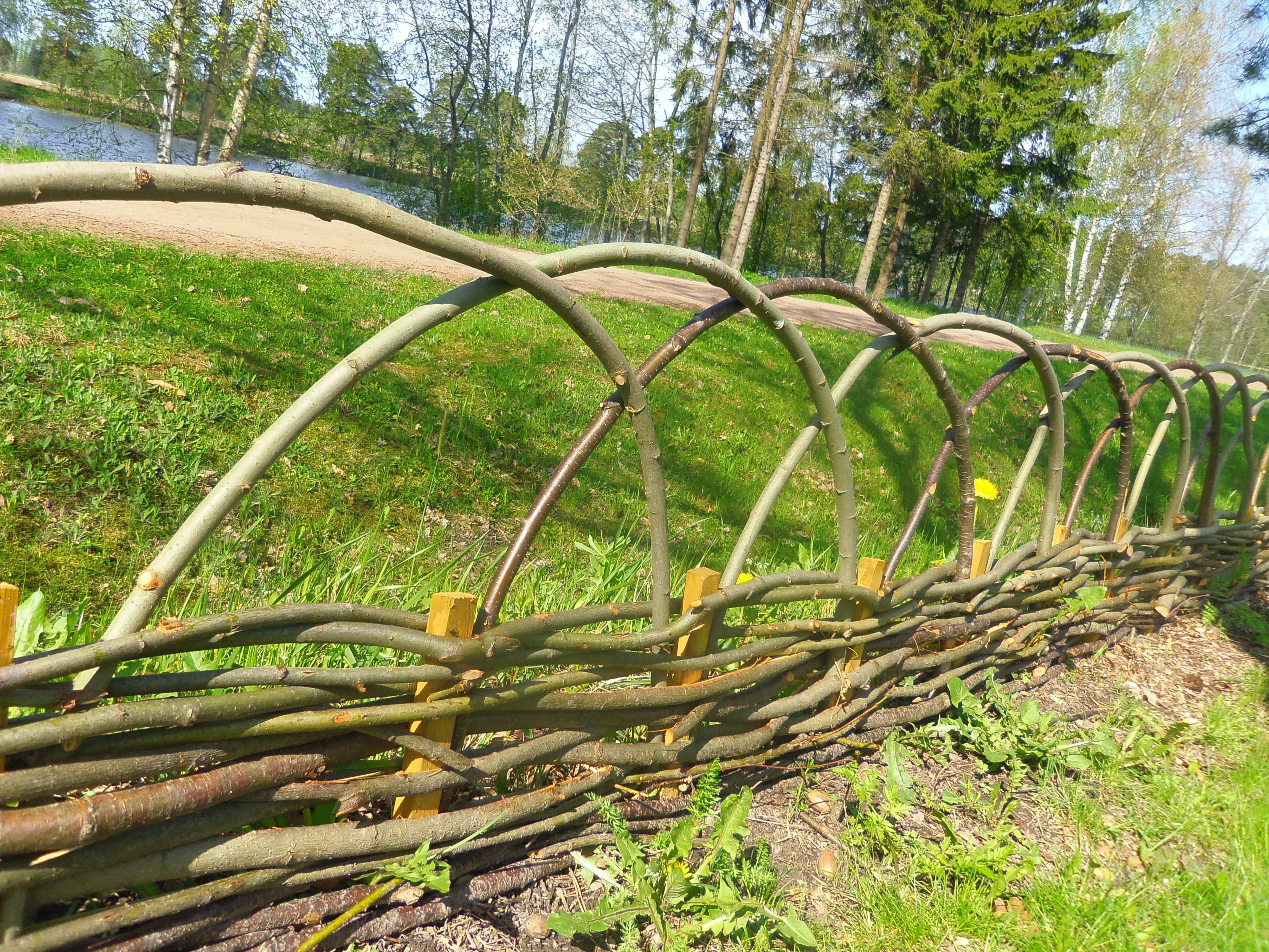 Cross Pattern Garden Edging