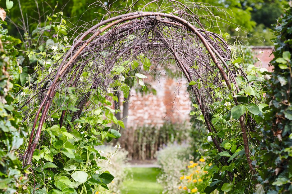 Arch Tunnel