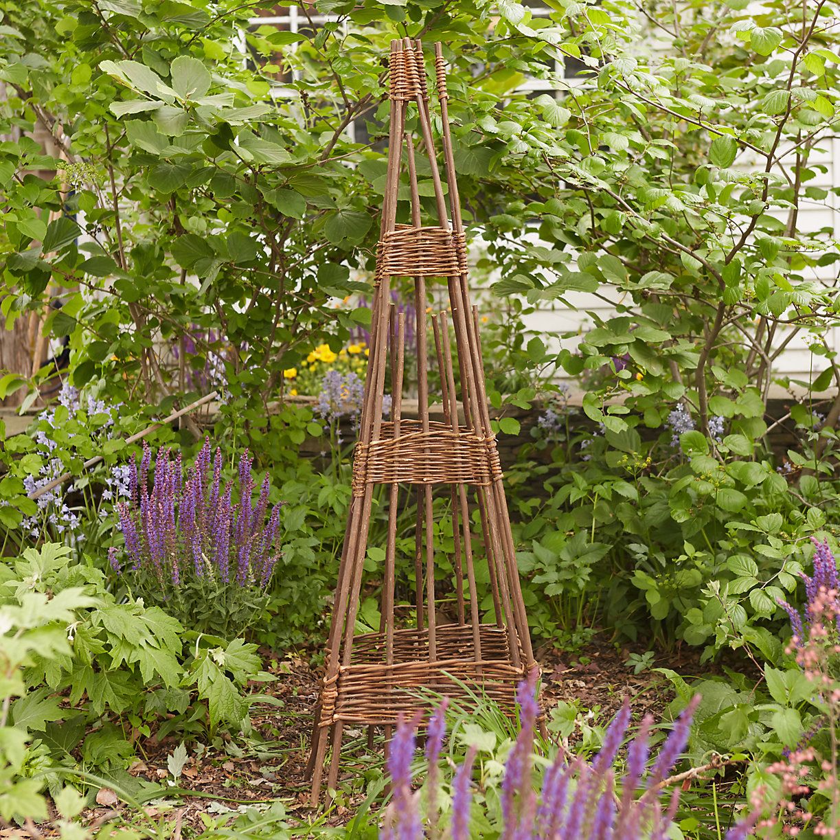 Woven Willow Garden Sculptures Wonderwood Willow Garden