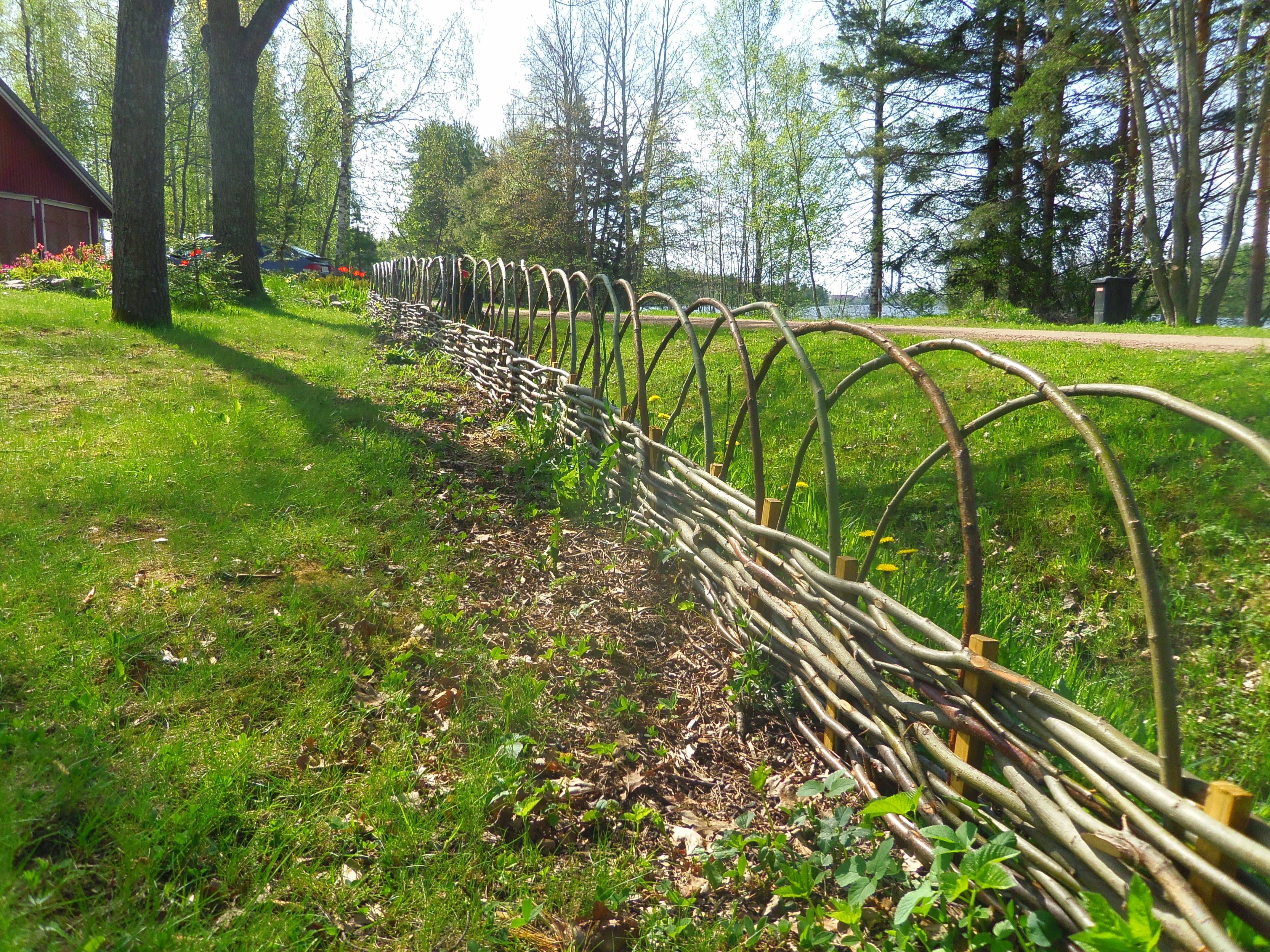 Natural Willow Garden Fencing