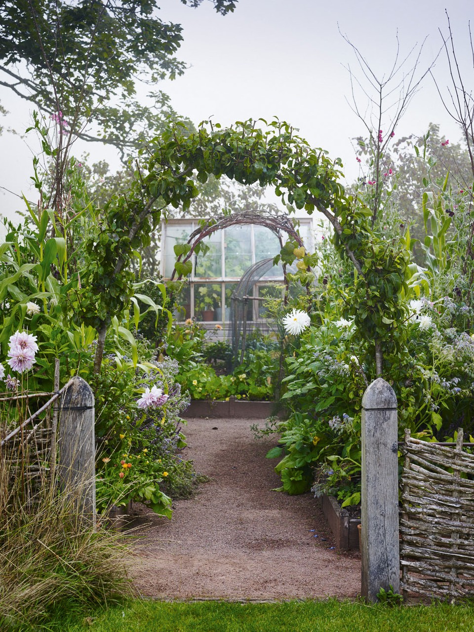 Willow Garden Arch Arch Trellis