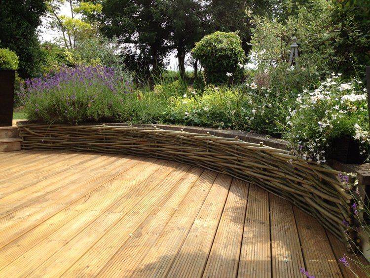 Cross Pattern Garden Edging