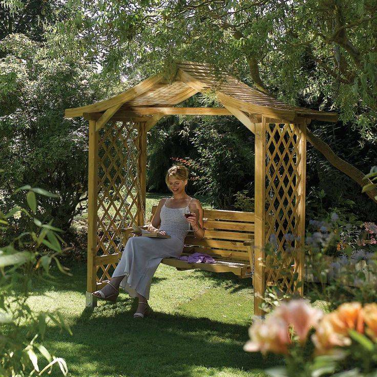 Minimalist Wooden Arbor Design