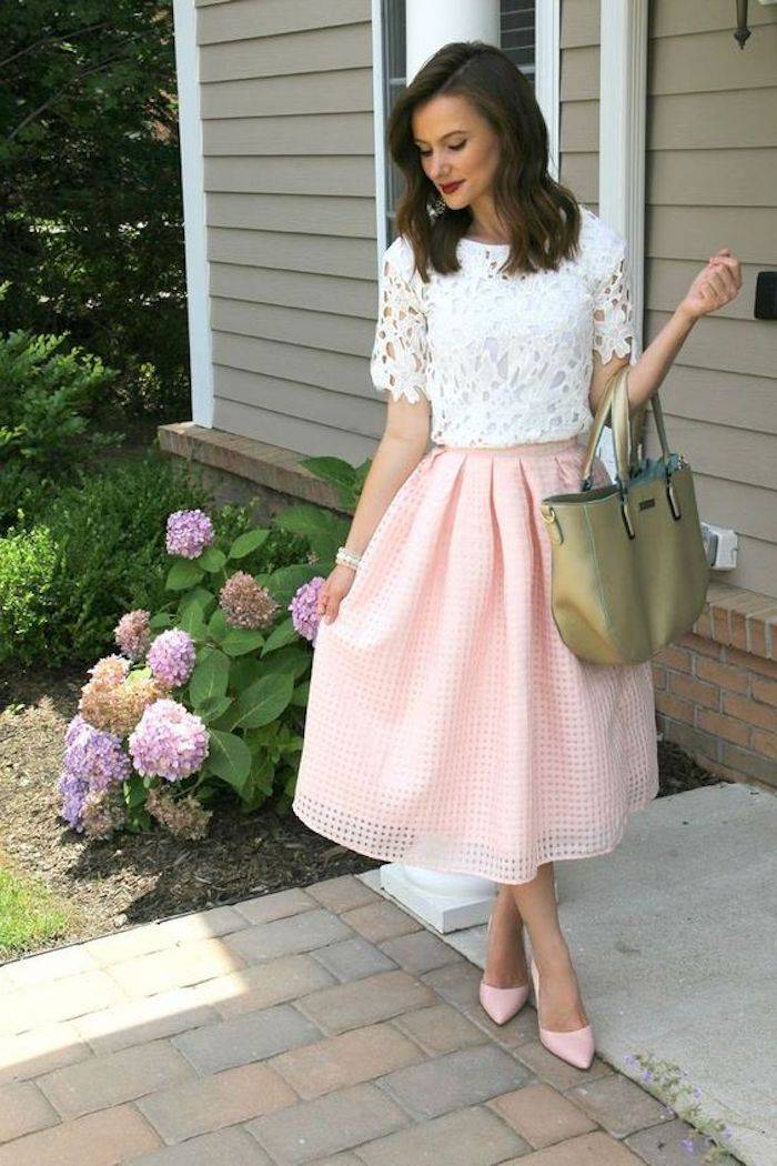 Chic And Flawless Garden Party Attire