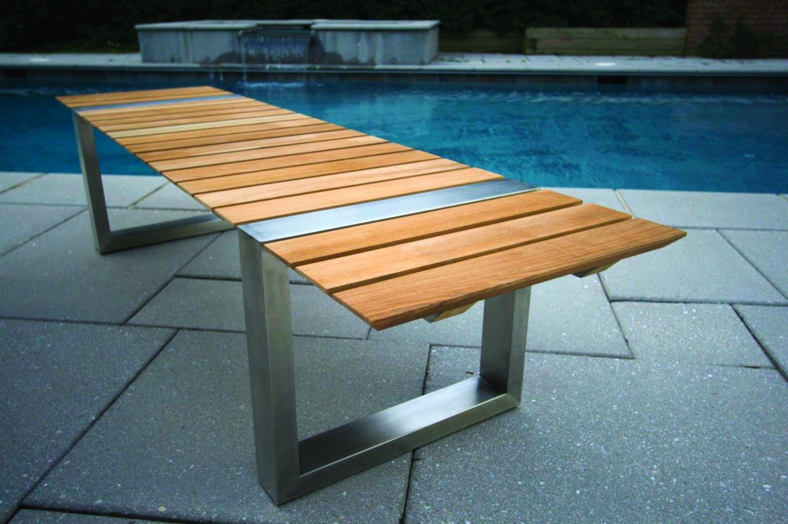Cedar Bench Surround
