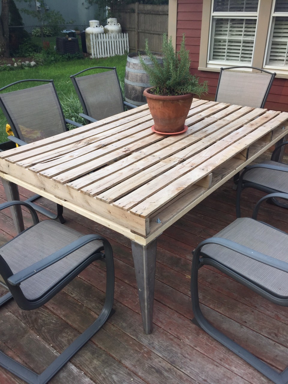 Hidden Side Tables Patio Ideas