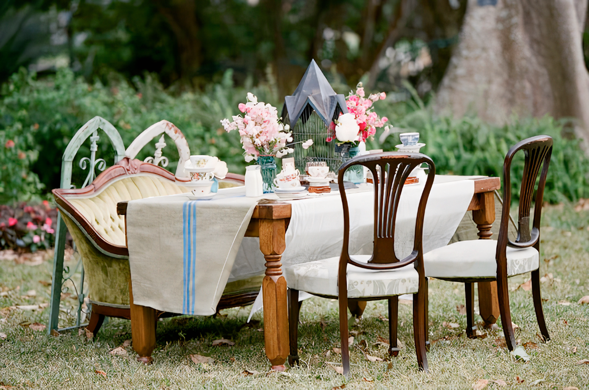 Gorgeous Parisian Themed Bridal Shower Ideas