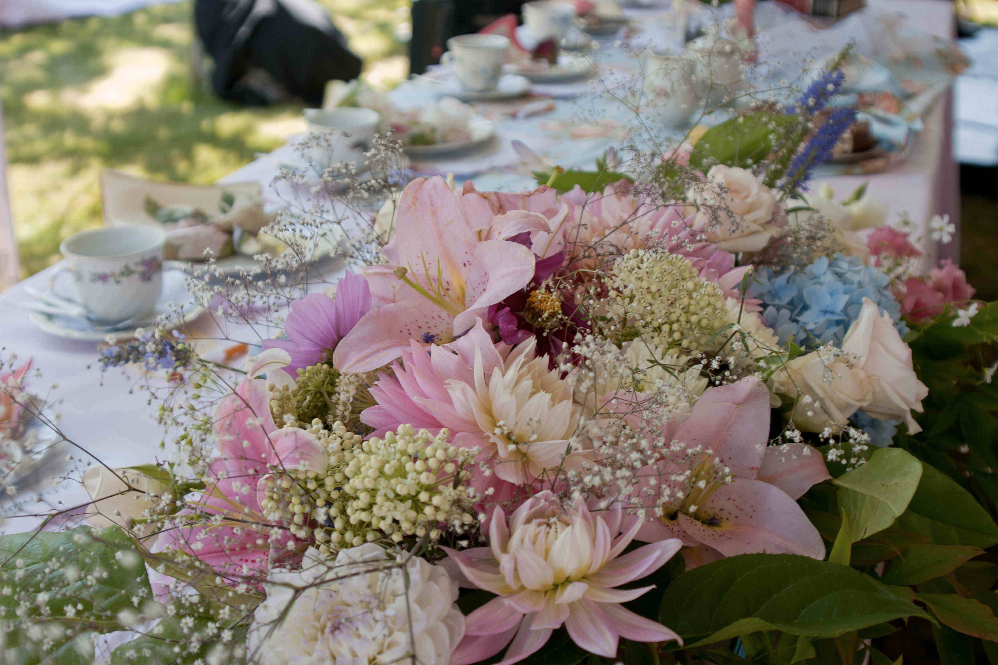 Adorable Shabby Chic Garden Decoration Ideas