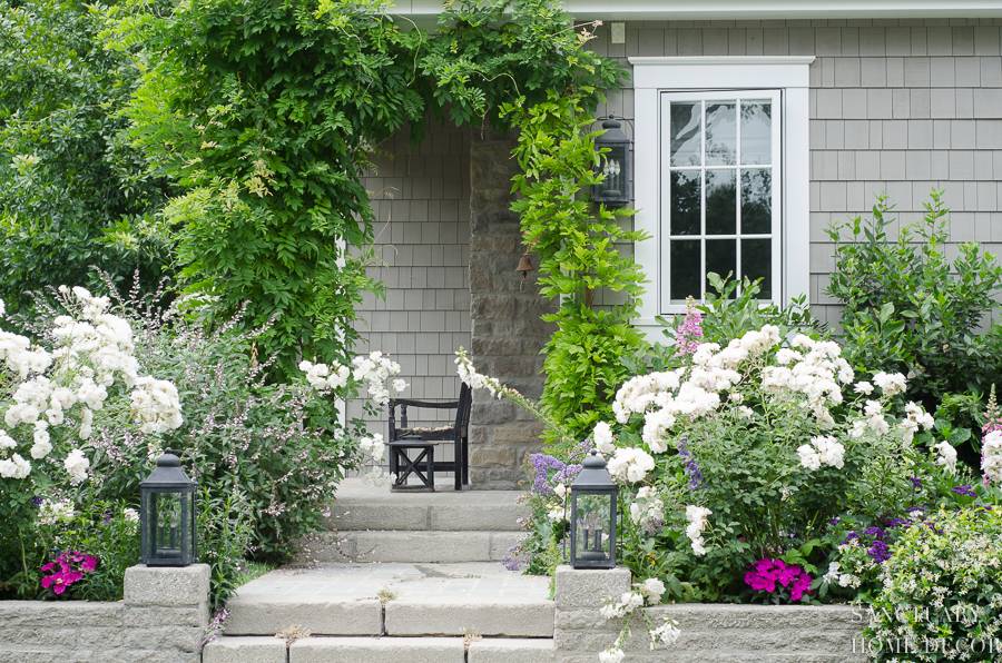 Charming English Garden Designs