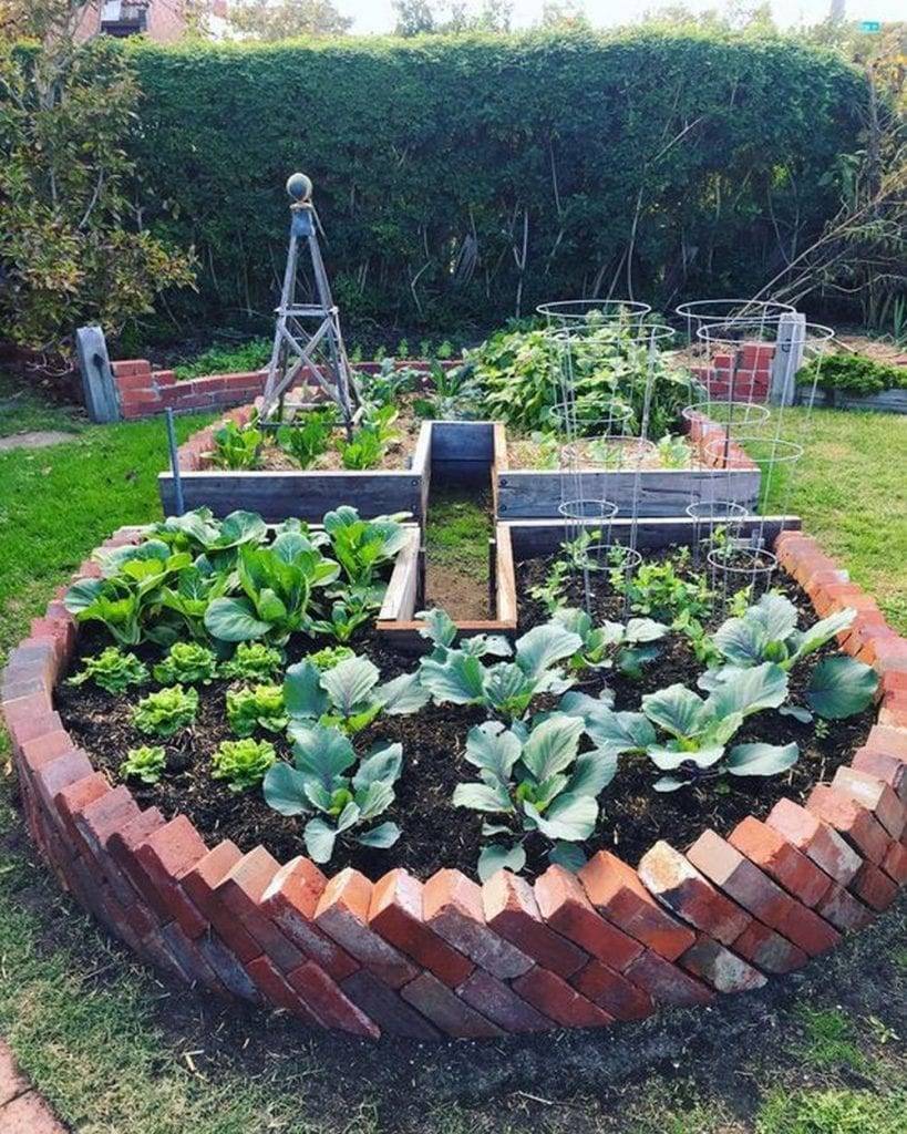 My Keyhole Garden