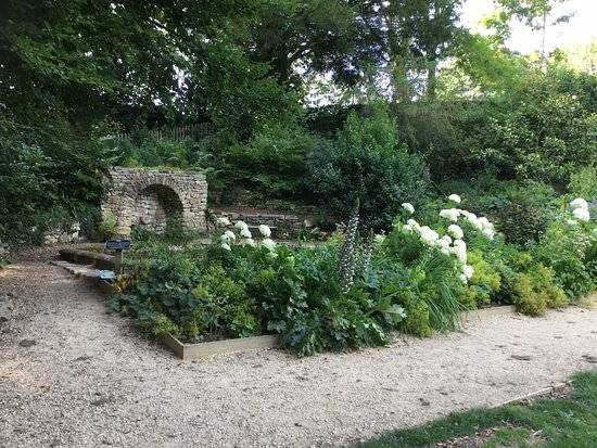 Painswick Rococo Gardens Parks