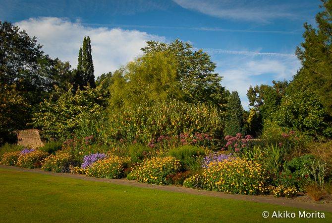 Stunning Stone Moon Gate Home Design Garden Gates