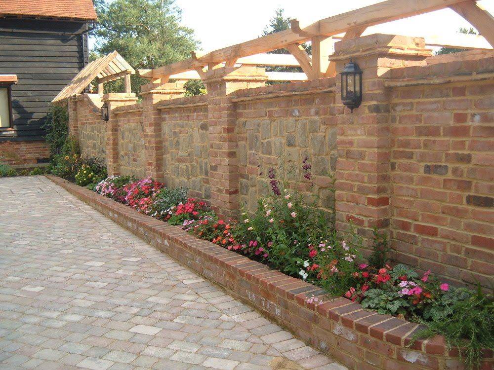 Southern Brick Wall Garden Landscaping Retaining